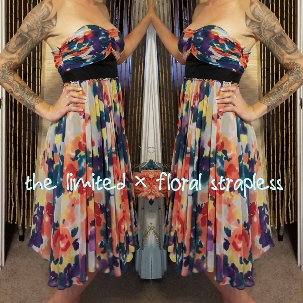 The Limited🌼Strapless🌼Floral Dress